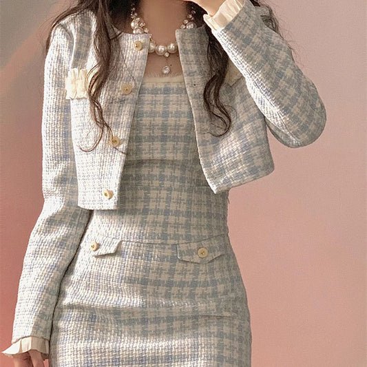 Classic Style Blue White Legacy Elegant Outfit